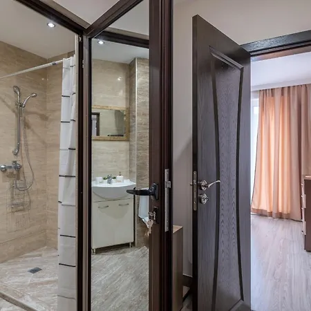 Cozy Homes 3 * ソフィア